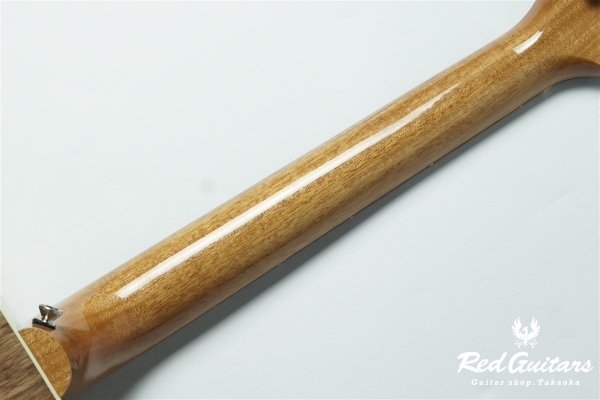 Hummingbird Studio Walnut